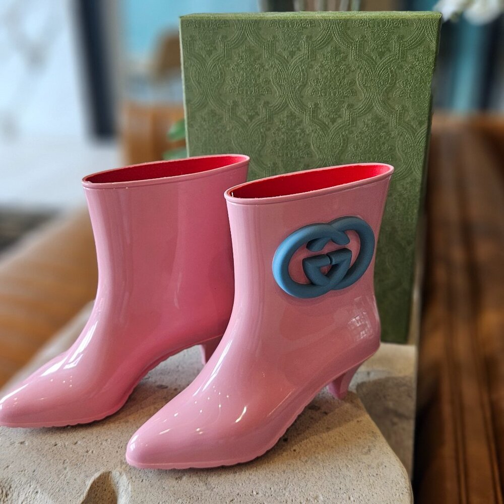 New Authentic Gucci Interlocking GG Logo Rubber Boots Pink Size 35